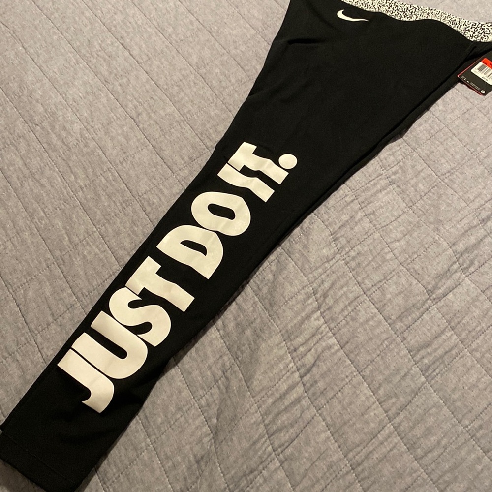 Nike women’s active bottoms